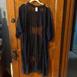 Elegant Black Lace Open Front Shawl